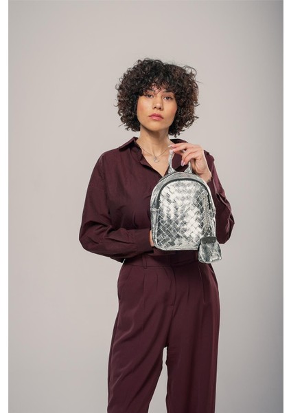 Kadın 17918 Sırt Çantası fiyatları