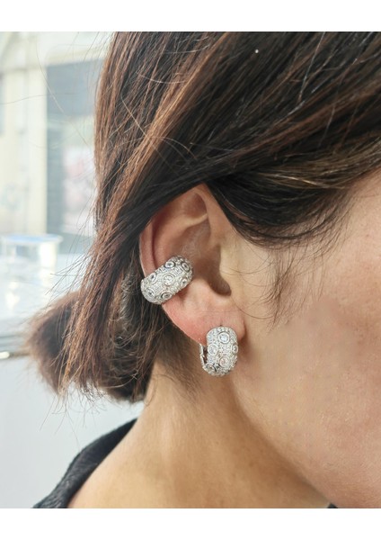 Zarif Beyaz Taşlı Kalın Gümüş Halka Küpe