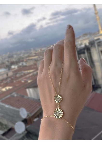 Taşsız Ikili Papatya Desenli Gümüş Şahmeran Bileklik - Gold