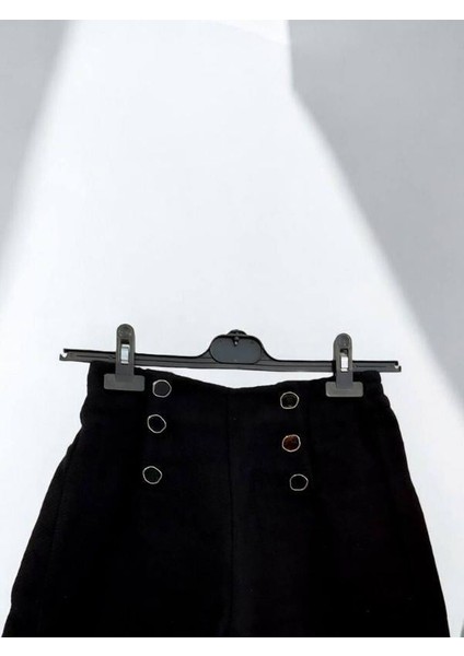 Kız Çocuk Kışlık Bel Lastikli Düğmeli Siyah Şort indirimleri