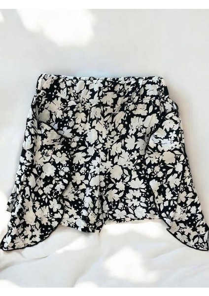 Kız Çocuk Desenli Dokuma Şort