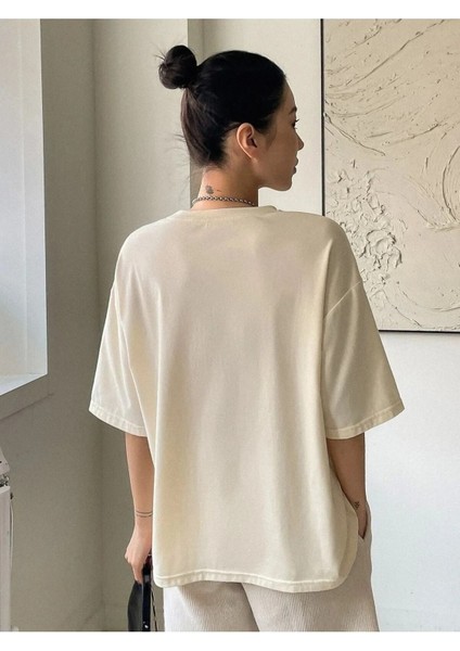 Kadın Balance Baskılı Pamuklu Oversize T-Shirt