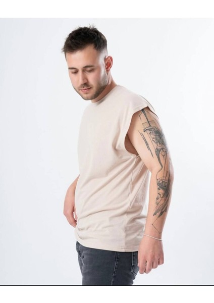 ✅ Kolsuz Erkek T-Shirt – Hafif Kumaş, Modern ve Şık Kesim