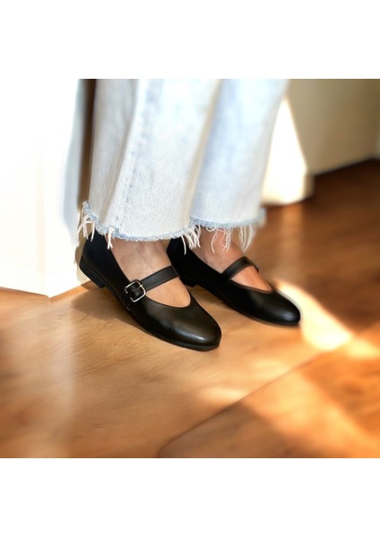 Siyah Deri Kadın Babet fiyatları