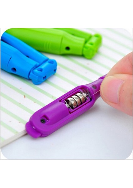 Klipsli Mini Kitap Okuma Işığı Oynar Gövde LED Kitap Okuma Lambası Kırmızı Renk (Ebat: 13 Cm) (1 Adet)