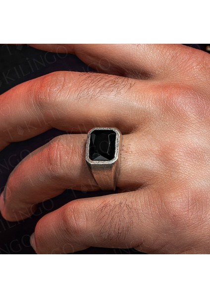 925 Ayar Gümüş Siyah Zirkon Taşlı Sade Erkek Yüzük