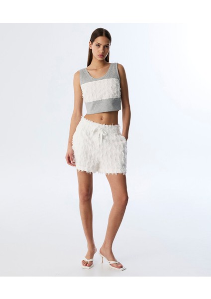 Elastik Bel Püsküllü Şort TS1250013036018 fiyatları