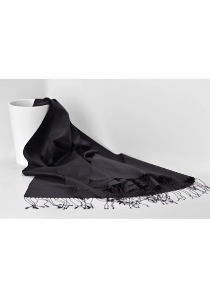 Çift Taraflı Düz Renk Ipek Şal 3011-SIYAH modelleri