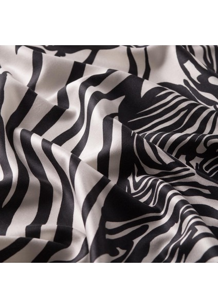 Ipekevi Zebra Desenli Ipek Şal 02671-SIYAH Beyaz modelleri
