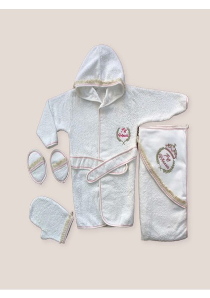 0-6 Ay Kaplan Nakışlı Bornozlu 5li Kız Bebek Havlu Silgi Takımı