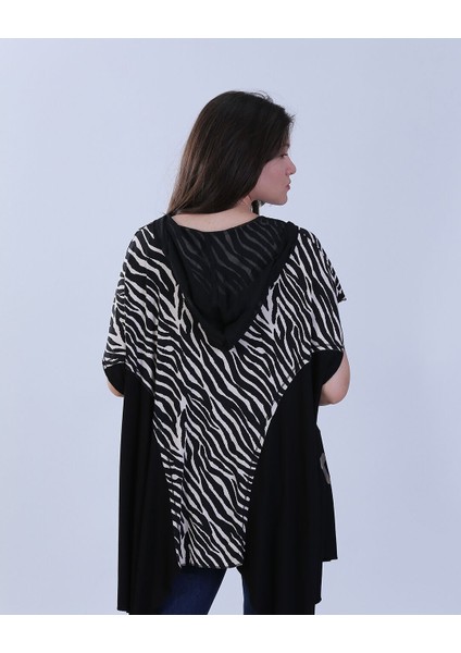 Zebra Desenli ve Yazı Detaylı Asimetrik Kesim Bluz Xl