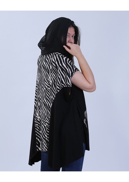 Zebra Desenli ve Yazı Detaylı Asimetrik Kesim Bluz Xl