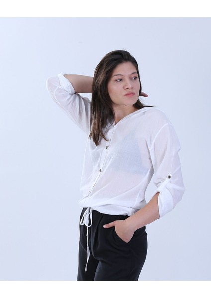 Kapüşonlu Bağcıklı Rahat Kesim Beyaz Gömlek S modelleri