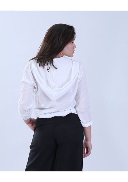 Kapüşonlu Bağcıklı Rahat Kesim Beyaz Gömlek S indirimleri