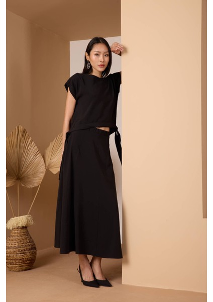 Siyah Salaş Kesim Beli Lastikli Dokuma Etek fiyatları