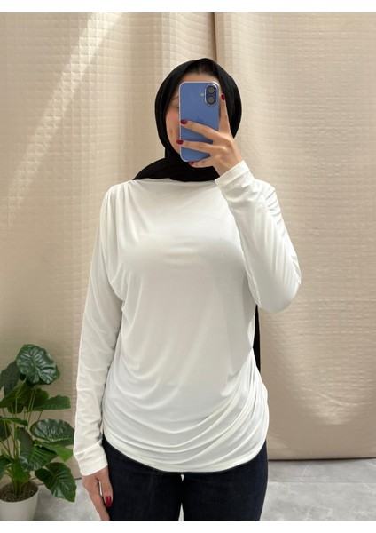 Omuz ve Bel Büzgü Detaylı Sandy Bluz