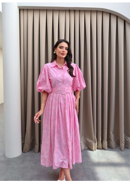 Pembe Nakışlı Balon Kol Kemerli Elbise