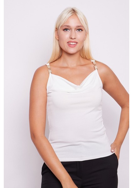 Krep Penye Degaje Yaka Aksesuar Detaylı Kolsuz Bluz -Krem fiyatları