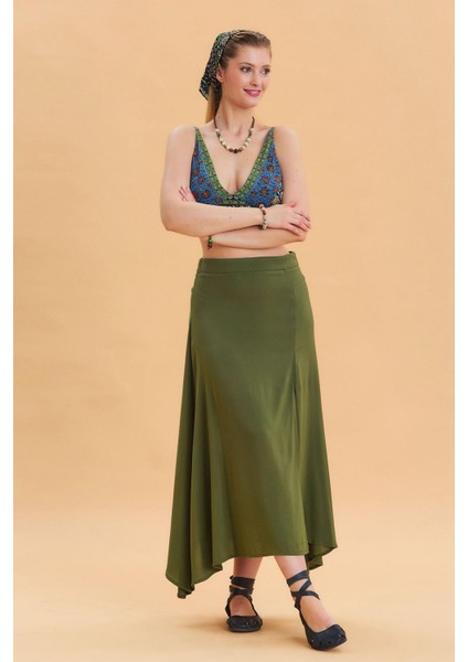 Fermuar Detaylı Yırtmaçlı Asimetrik Etek