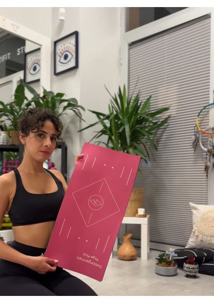 Travel Classic Serisi YOGA DİZ MATI KÜÇÜK EBAT 30cm. x 60cm.Ebatında ( Bu ürün büyük boy yoga matı değildir, DİZ PEDİ dir. )