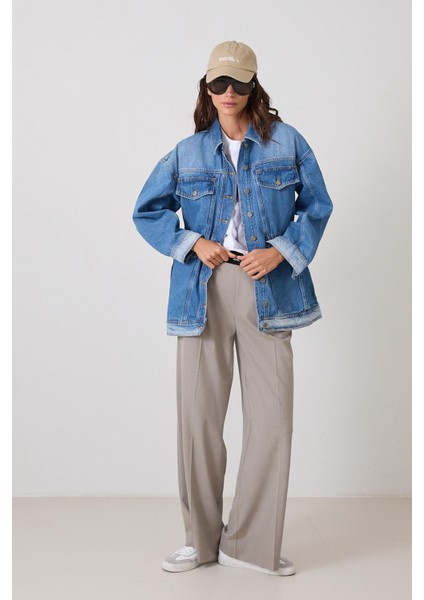 Mavi Belden Büzgü ve Oturtmalı Cep Detaylı Kot Ceket