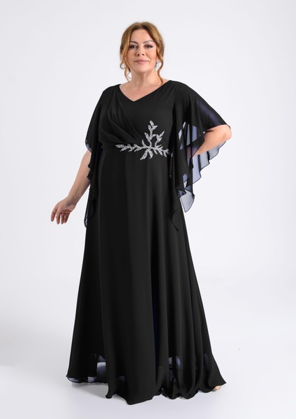 Büyük Beden Siyah Renkli Yırtmaçlı Uzun Şifon Abiye Elbise