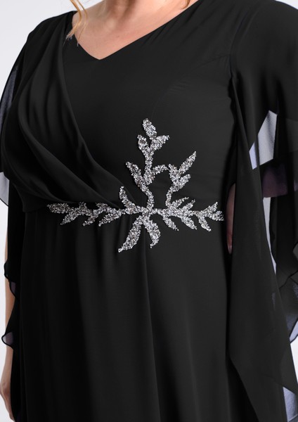 Büyük Beden Siyah Renkli Yırtmaçlı Uzun Şifon Abiye Elbise fırsatları