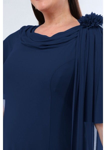 Büyük Beden Lacivert Renkli Degaje Yaka Şifon Elbise fiyatları