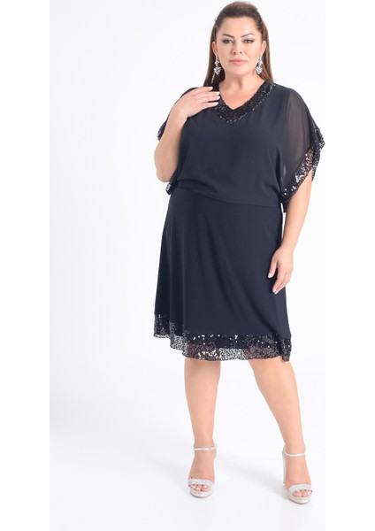Büyük Beden Siyah Renkli V Yaka Şifon Elbise