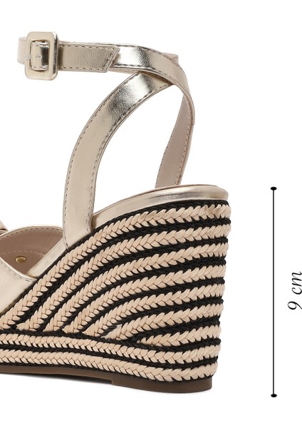Kadın Altın Bilekten Tokalı Dolgu Topuklu Metalik Espadril Sandalet 25SFE482432 fiyatları