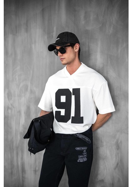 Erkek Oversize Baskılı V Yaka Forma T-Shirt Ekru