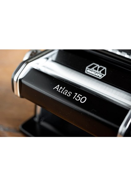 Atlas 150 Makarna ve Erişte Makinası Siyah Renk