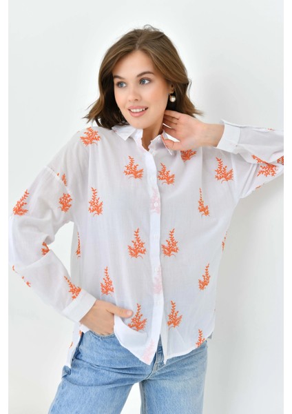 Kadın Oranj Çiçek Nakış Işlemeli Ince Pamuk Dokuma Gömlek