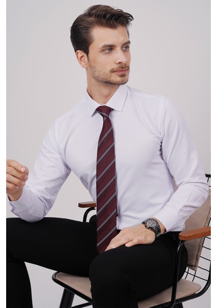 Beyaz Saten & Bordo Çizgi Desen Hediye Kutulu Gömlek Kravat Seti