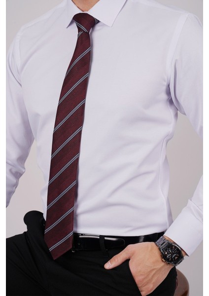 Beyaz Saten & Bordo Çizgi Desen Hediye Kutulu Gömlek Kravat Seti fiyatları