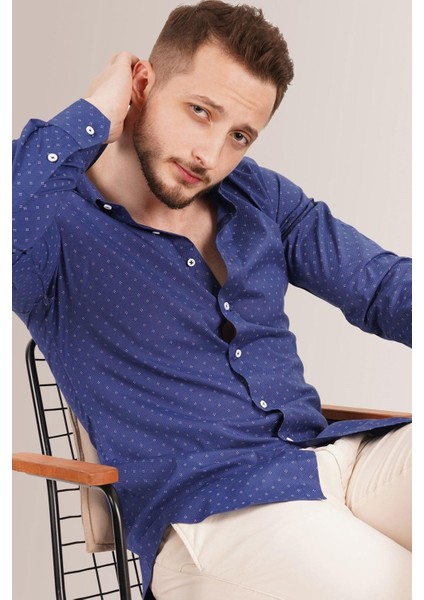 Lacivert Nokta Baskılı Erkek Gömlek