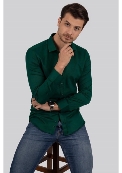 Kına Yeşili Kare Düğmeli Slimfit Erkek Gömlek fırsatları