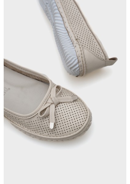 Breeze Saraçlı Lazerli Deri Kadın Babet