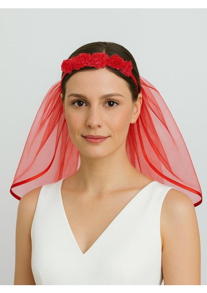 Duvakli Kırmızı Taç