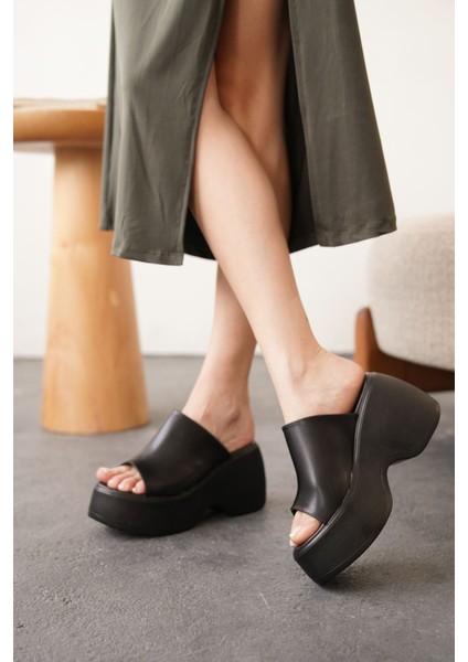 Kadın Milito Dolgu Topuk Terlik - Siyah-Deri fırsatları
