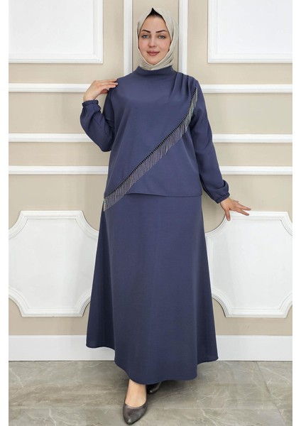 Kadın Püskü Aksesuarlı Tesettür Takım modelleri