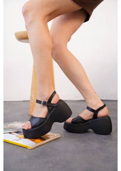 Kadın Terrace Dolgu Topuklu Sandalet - Siyah-Deri modelleri