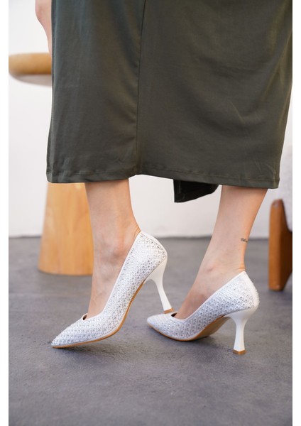 Kadın Roday Taşlı Topuklu Stiletto Ayakkabı - Beyaz