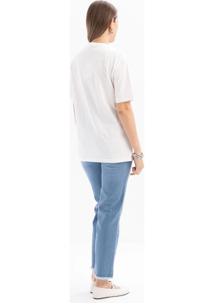 Kısa Kollu Nakış Detaylı Kadın T-Shirt S16032A0 fırsatları