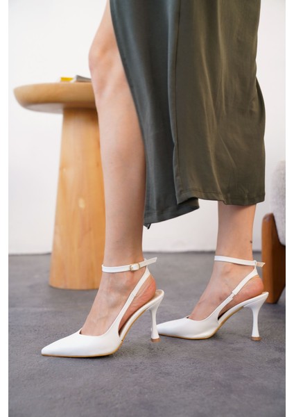 Kadın Montana Ince Topuklu Ayakkabı - Siyah-Deri fiyatları