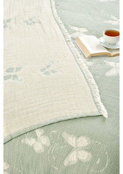 Kelebek Desenli Jakarlı Pike Çift Kişilik (220*240 cm )