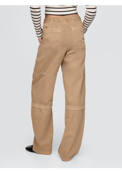 Kadın Kahverengi Mid Rise Easy Utility Barrel Pantolon indirimleri