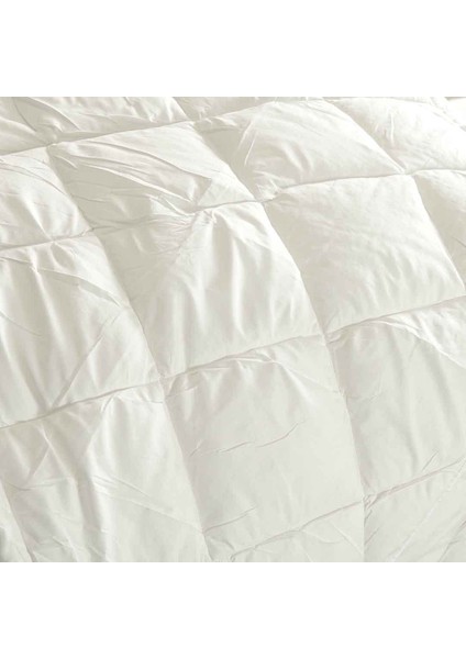 Çift Kişilik Microfiber Yorgan - 195X215 cm