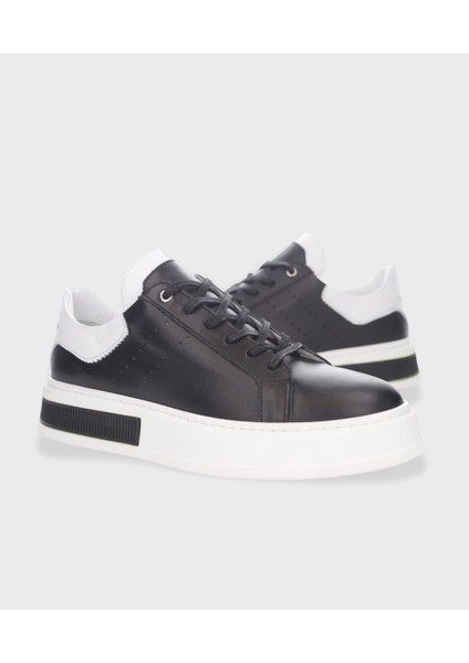 Siyah Sneaker