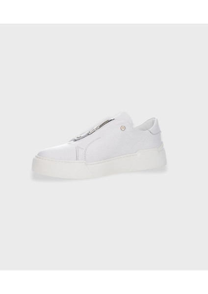 Beyaz Deri Sneaker modelleri
